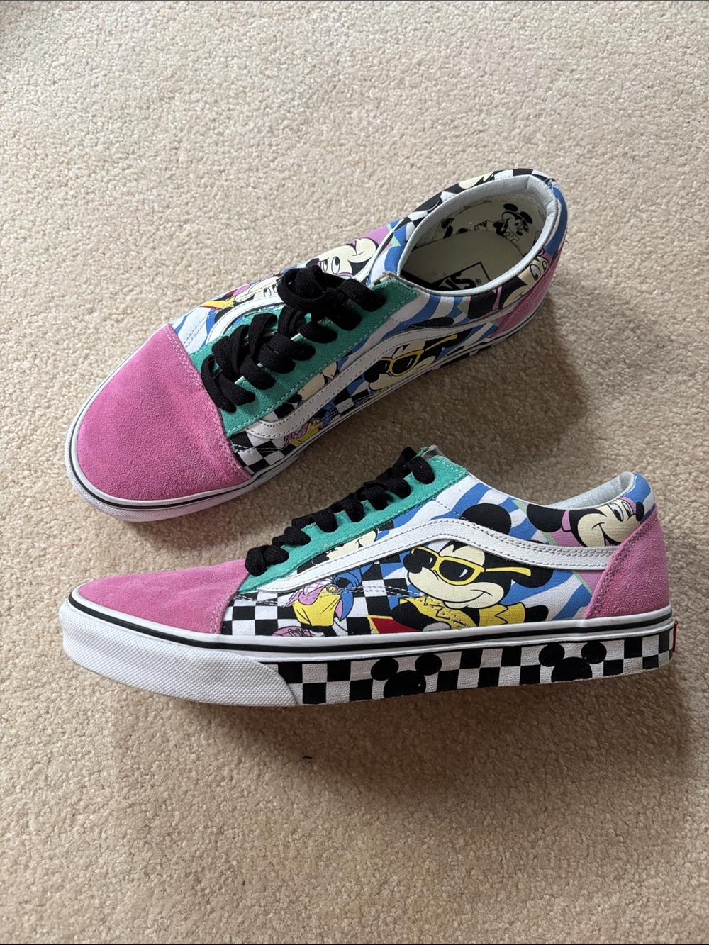 Vans x Disney “80s Mickey” Old Skool Low Sneakers
